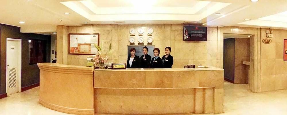 Cherry Blossoms Hotel Маніла Екстер'єр фото